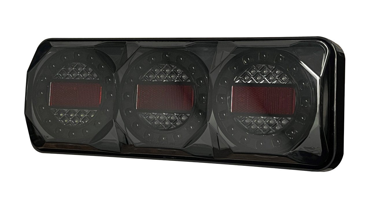 371 Series Stop/Tail/DI: 10-30V Smoke Lens Black Base