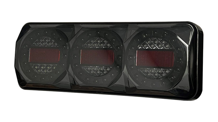 371 Series Stop/Tail/DI: 10-30V Smoke Lens Black Base